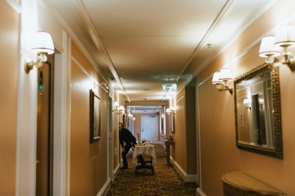 Expedia Hotels – Book Smarter, Travel Better